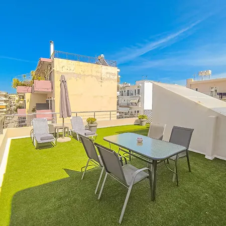 Centre Oasis: Renovated With Roof Garden
